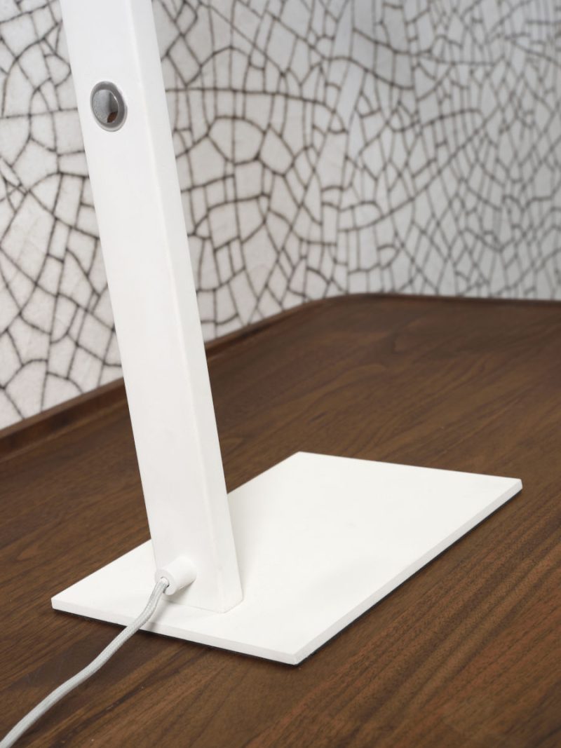 lampara-de-mesa-moderna-de-metal-blanco-its-about-romi-zurich-zurichtw-5