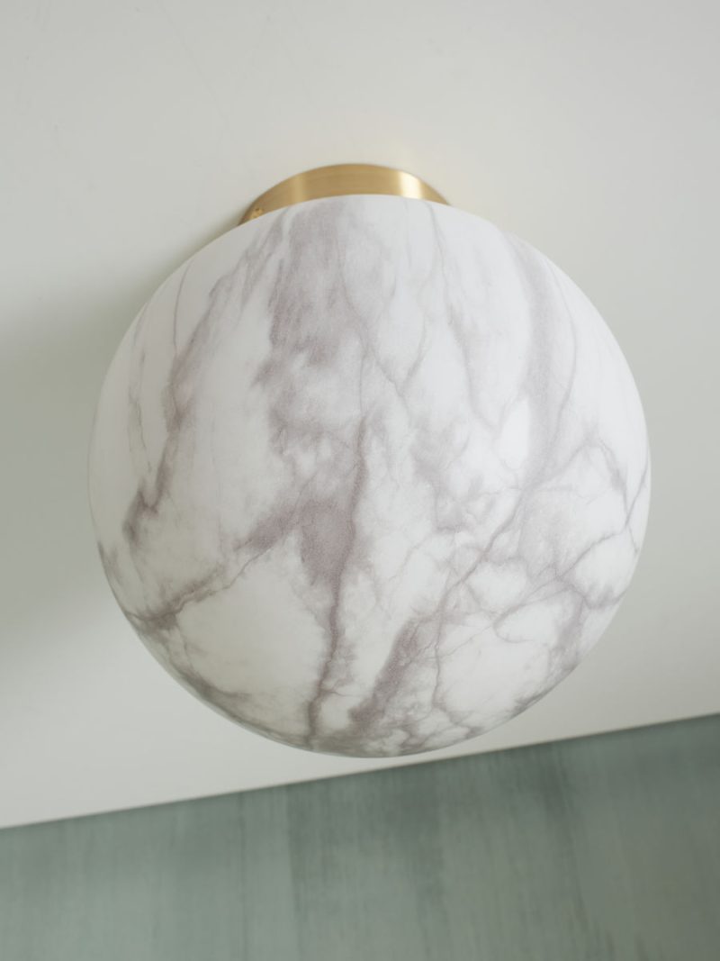 plafon-dorado-grande-con-bola-decorativa-its-about-romi-carrara-carrarac28go-3